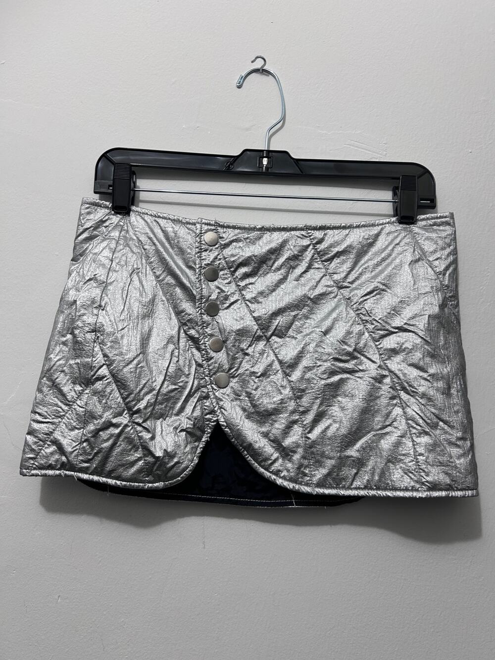 BDG by Urban Outfitters Silver Metallic Quilted Mini Wrap Skirt Small Snap Front